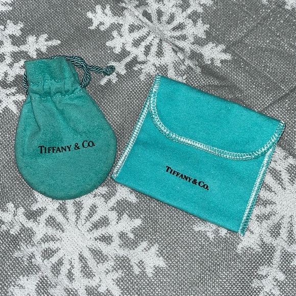 Tiffany & Co. Silver Heart Bracelet - Picture 11 of 14